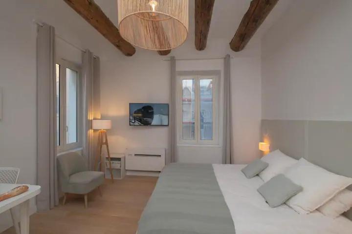 Design Suite Vieux Port Appartement Tout Equipe Climatise Марсель Экстерьер фото